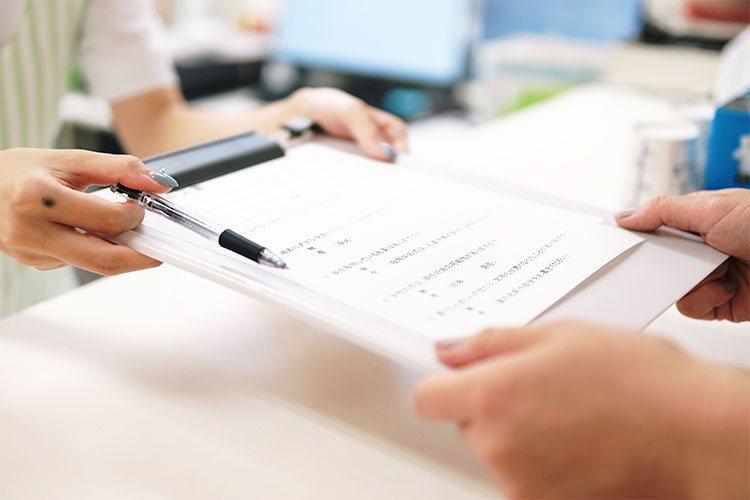 問診票をご記入いただきます